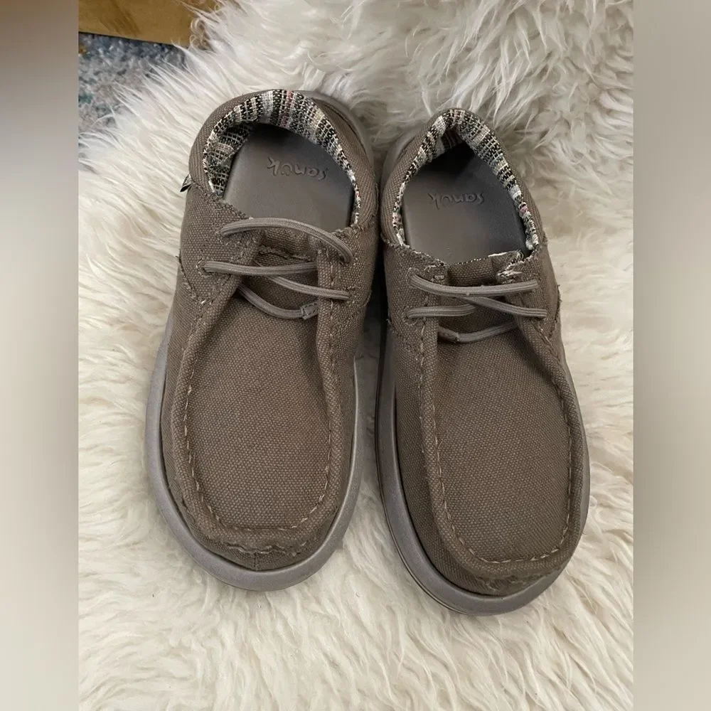 SANUK Single Fin Shoes Elastic Laces Taupe Men’s 7